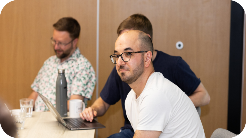 Meet the team 3-2 Meet the team 3-2